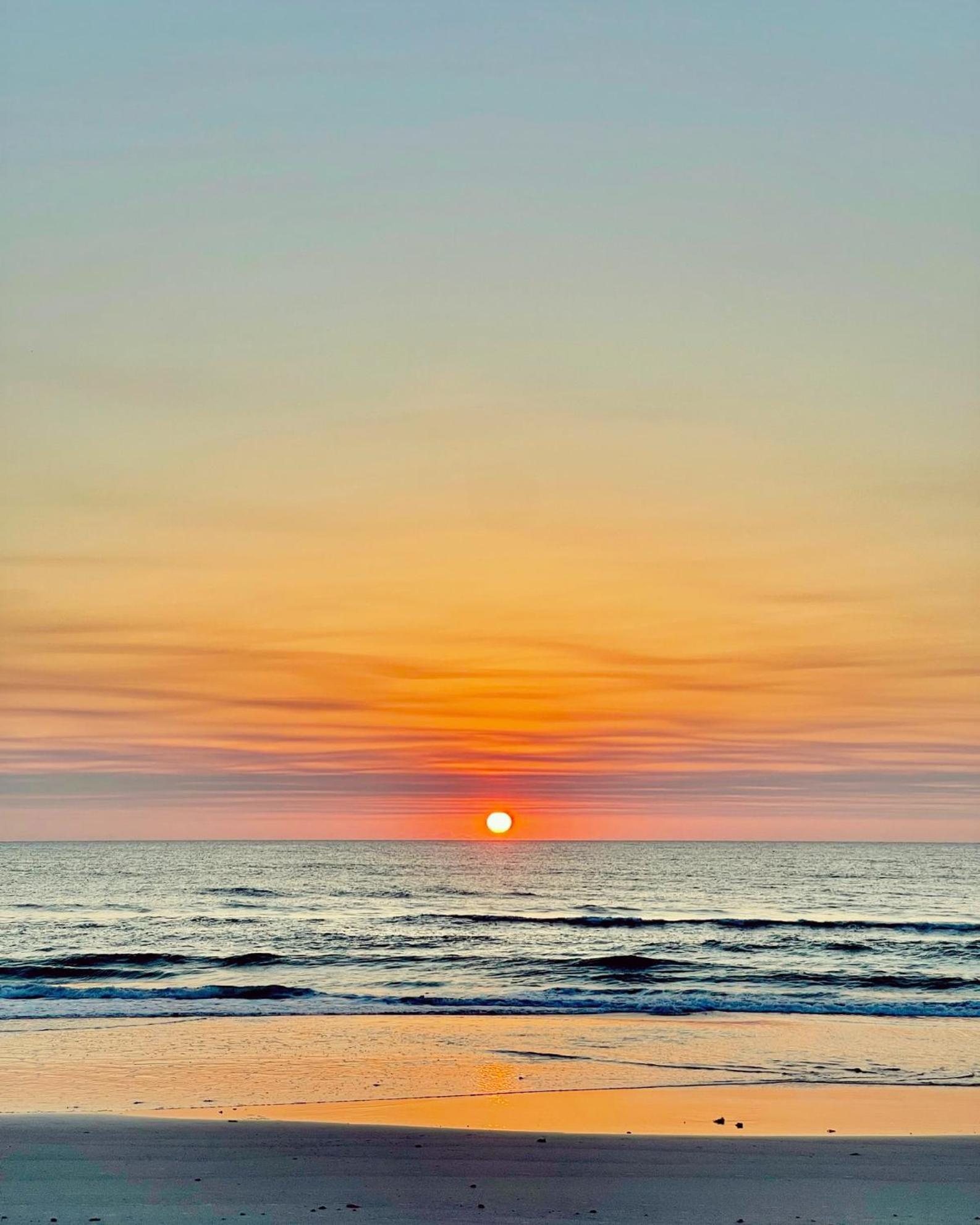 Sunset Studio Daytona Beachfront Exteriör bild